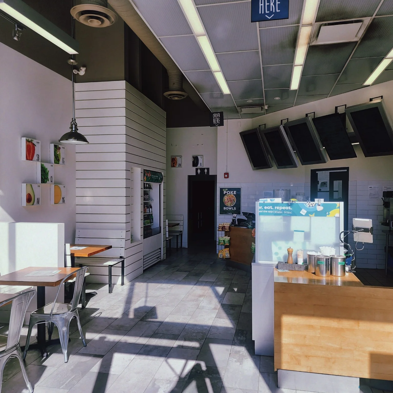 Freshii Sundance counter and food preparation area