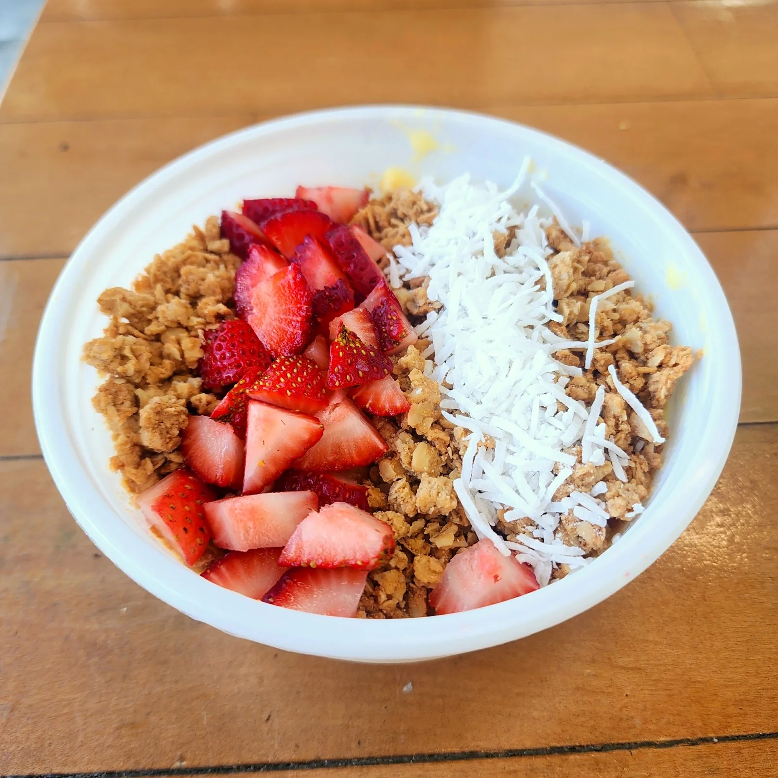 Freshii Sundance Smoothii Bowl with strawberries, coconut and granola